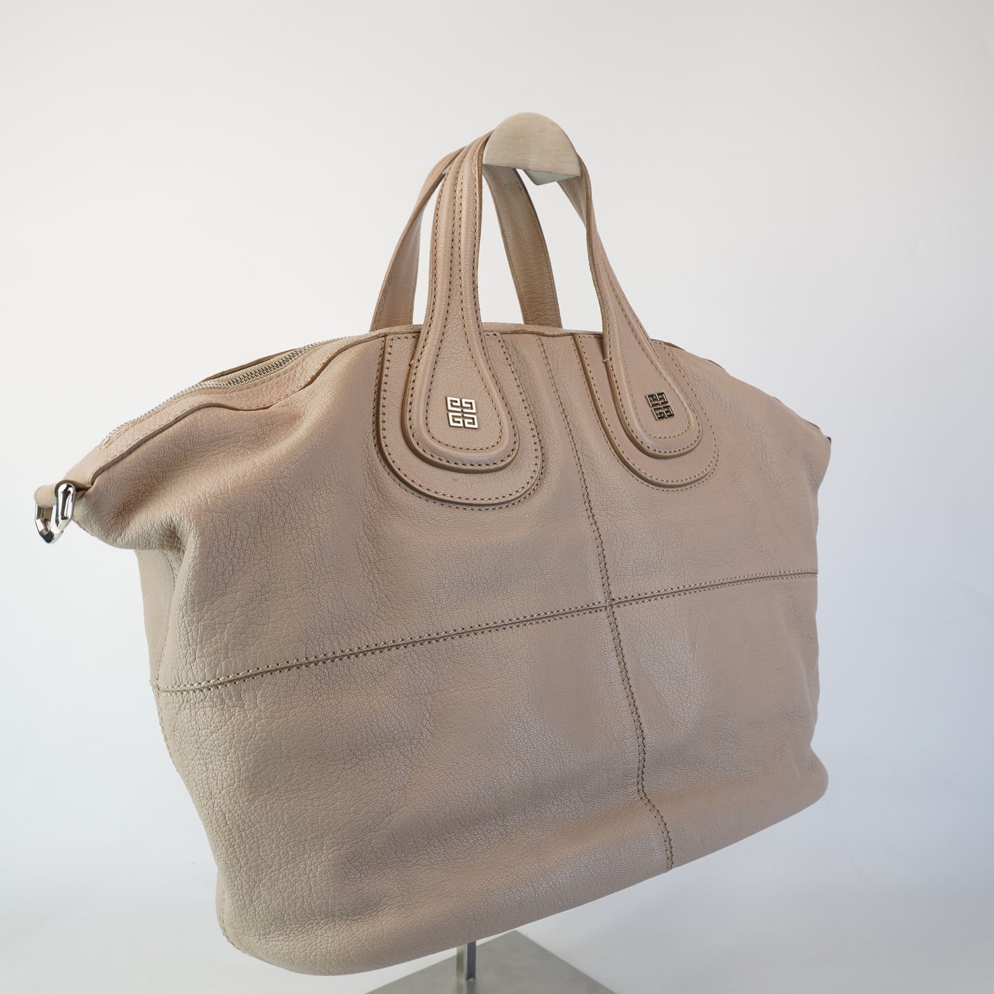 Givenchy Nightangle Beige