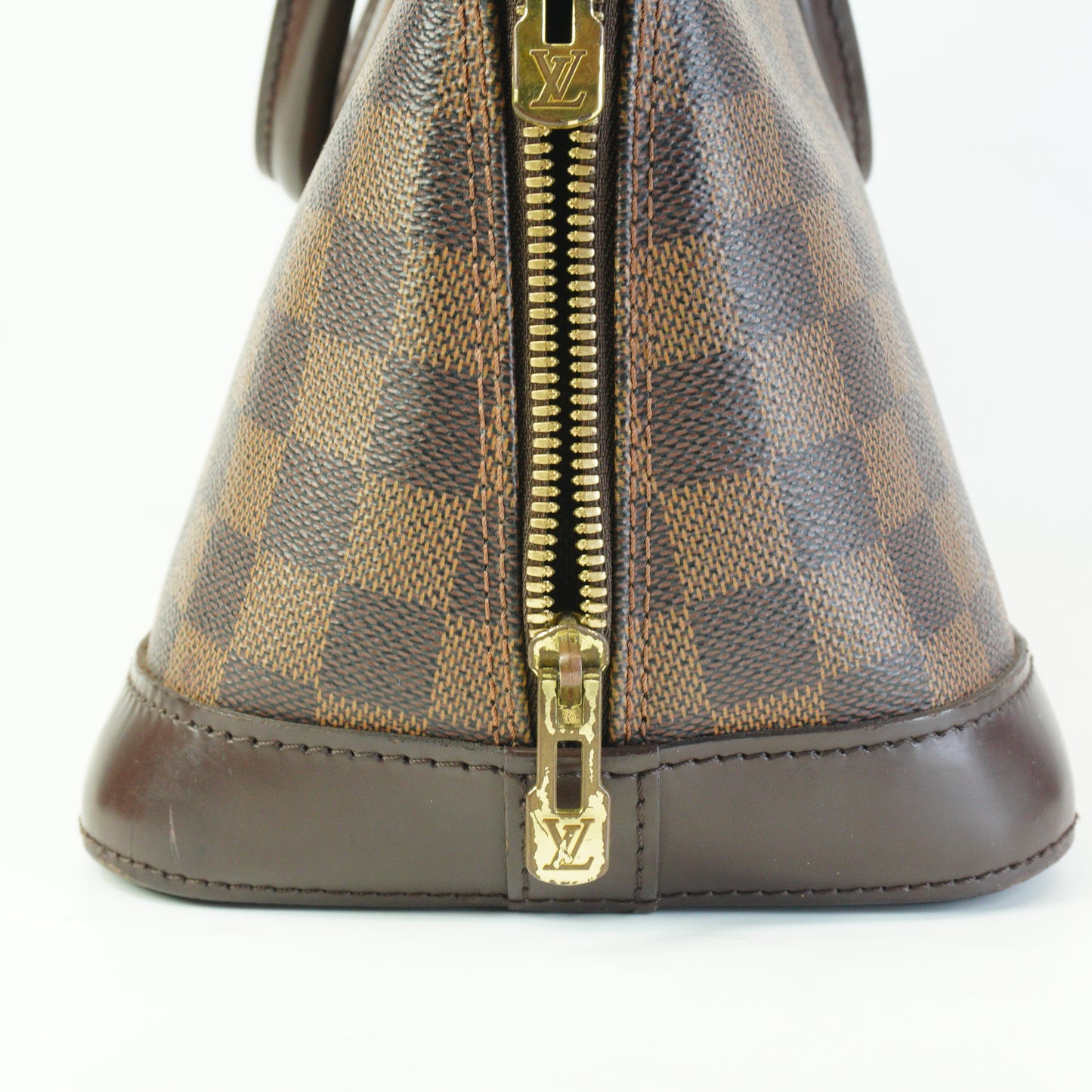 Louis Vuitton	Alma PM GHW