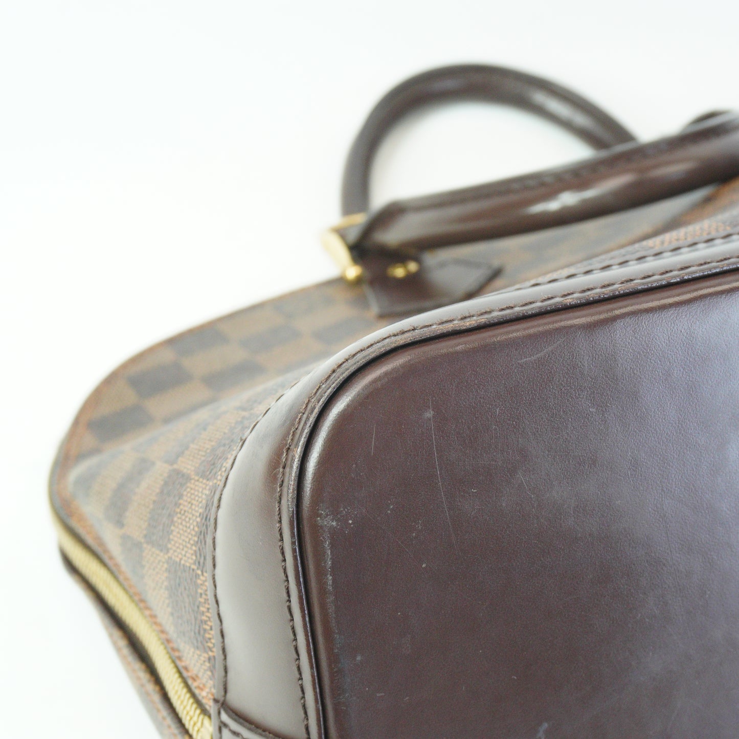 Louis Vuitton	Alma PM GHW
