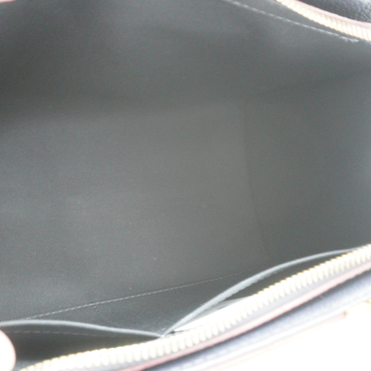 Louis Vuitton	Empreinte Sully PM Dark Blue GHW