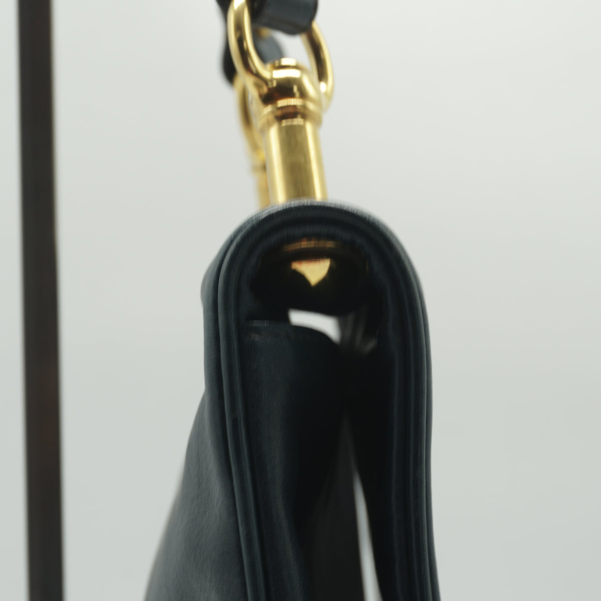 Gucci Blondie medium dark navy blue GHW