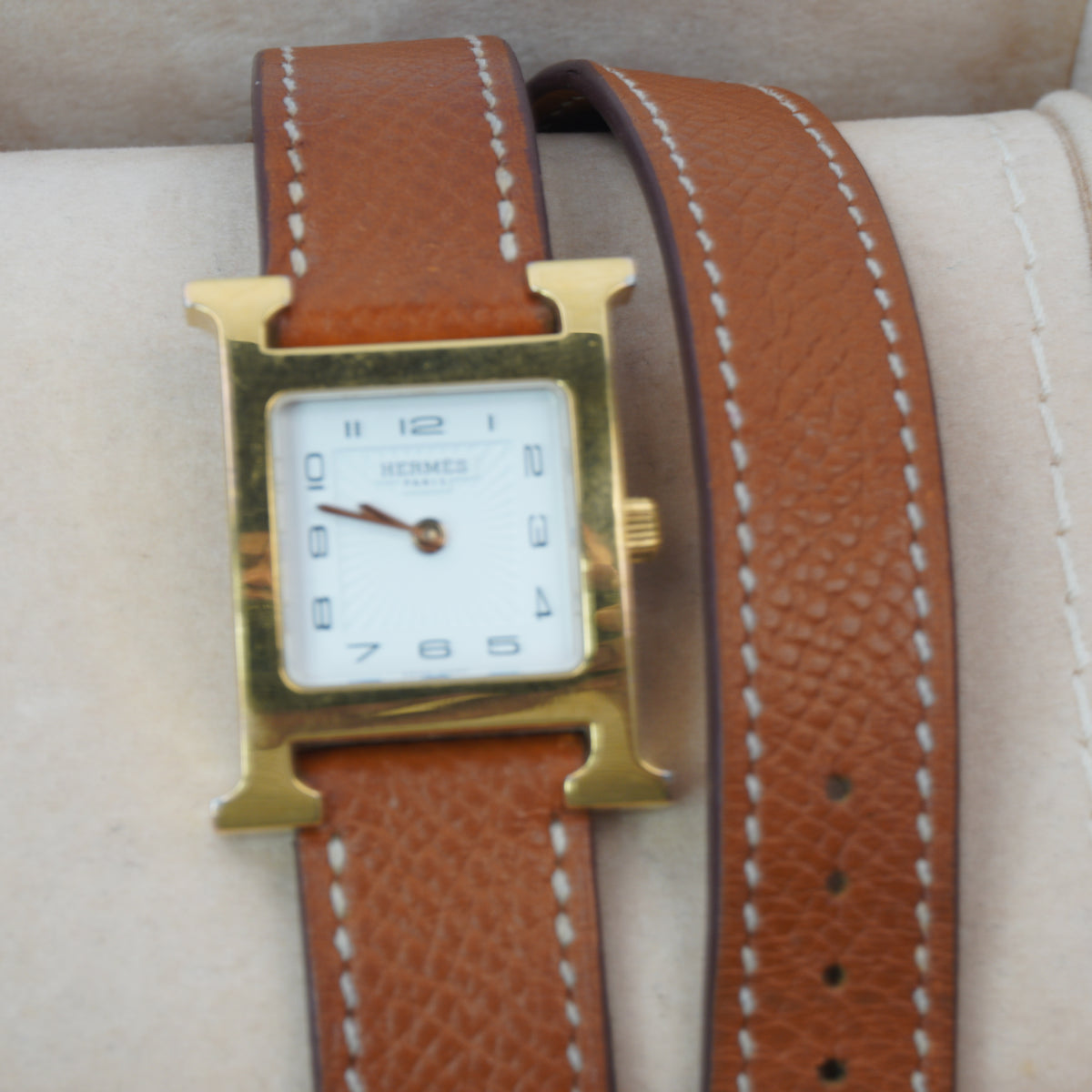 Hermes	Watch