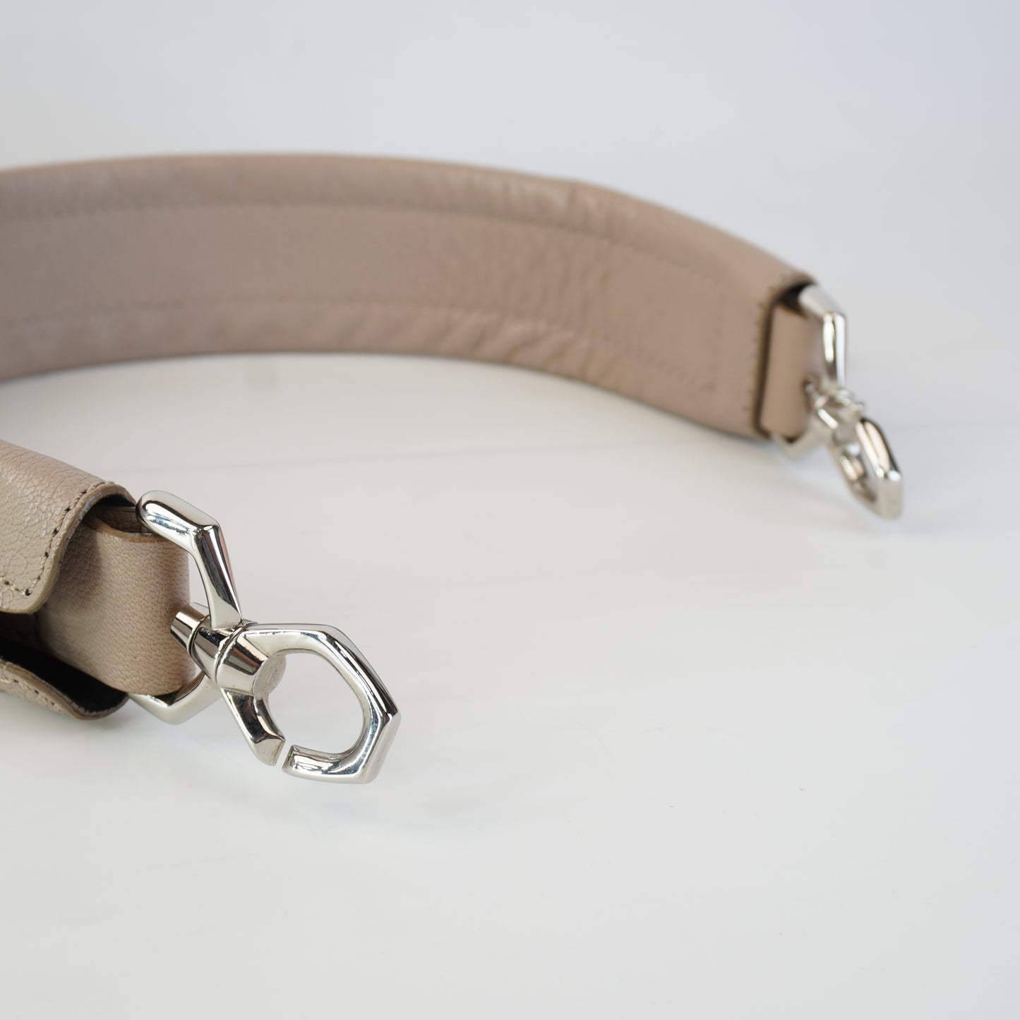 Givenchy Nightangle Beige
