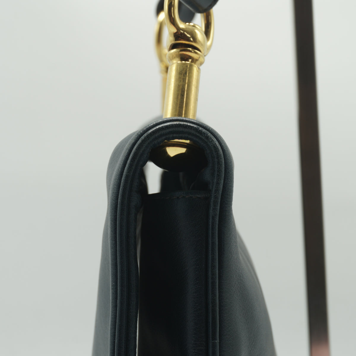 Gucci Blondie medium dark navy blue GHW