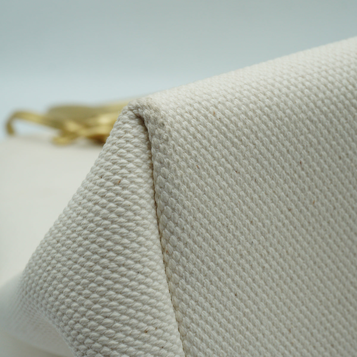 Celine	Horizontal Cabas Celine in Textile and Calfskin Metallic Gold GHW