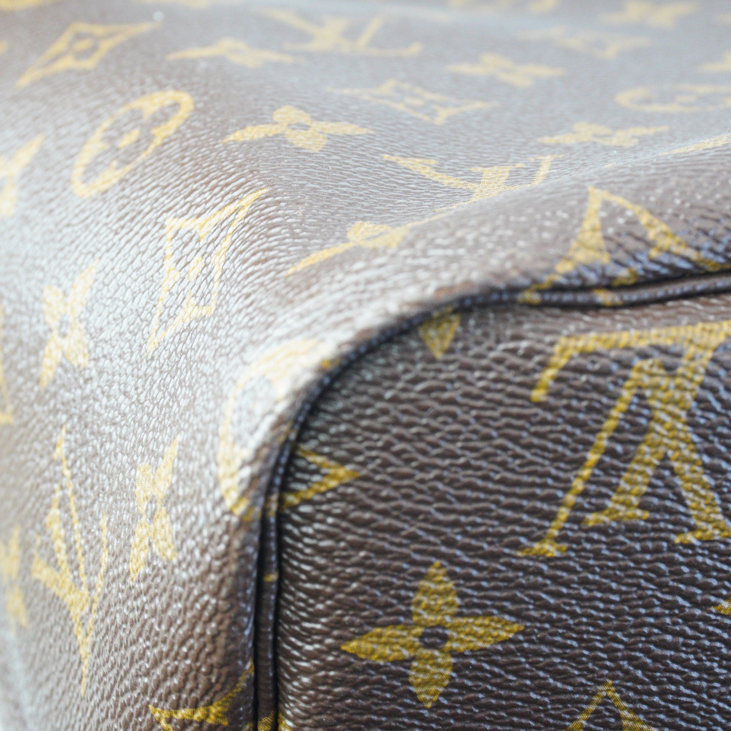 Louis Vuitton	HG Neverfull MM Tote Bag GHW