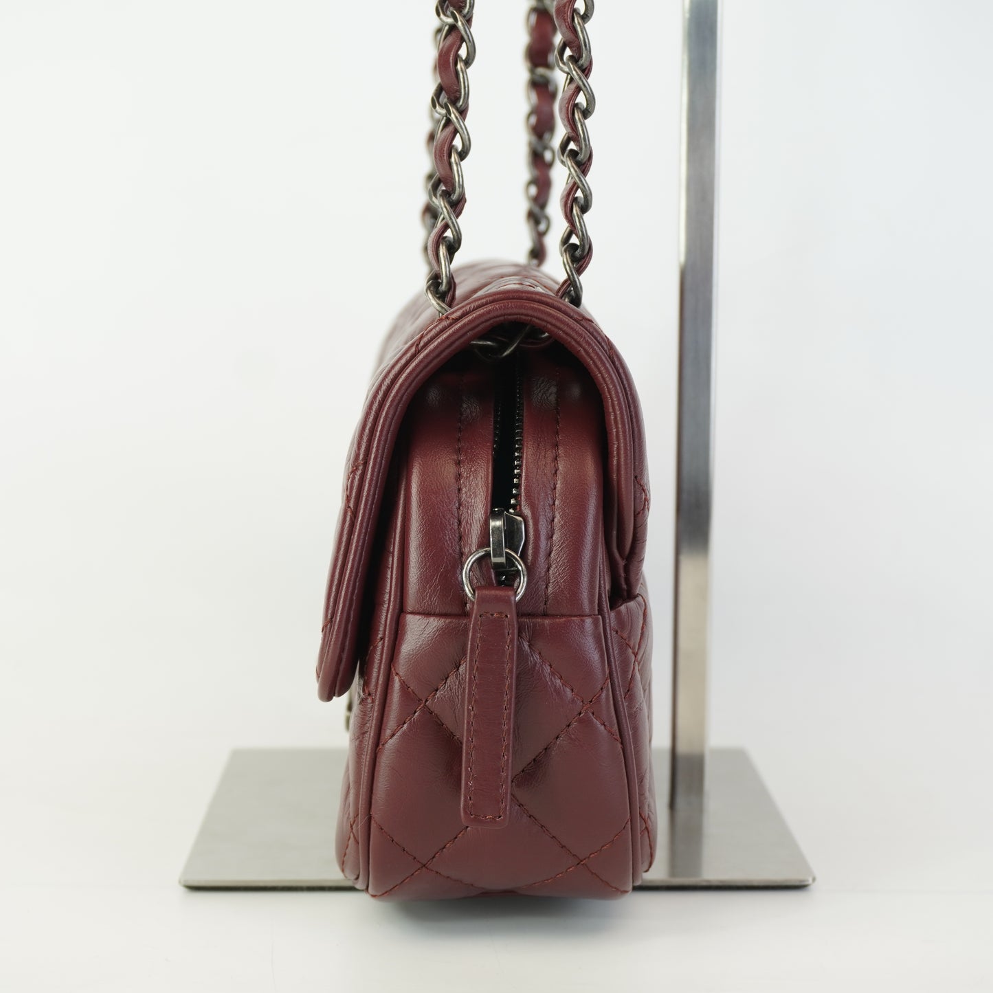 Chanel	Classic Flap Burgundy Small MHW