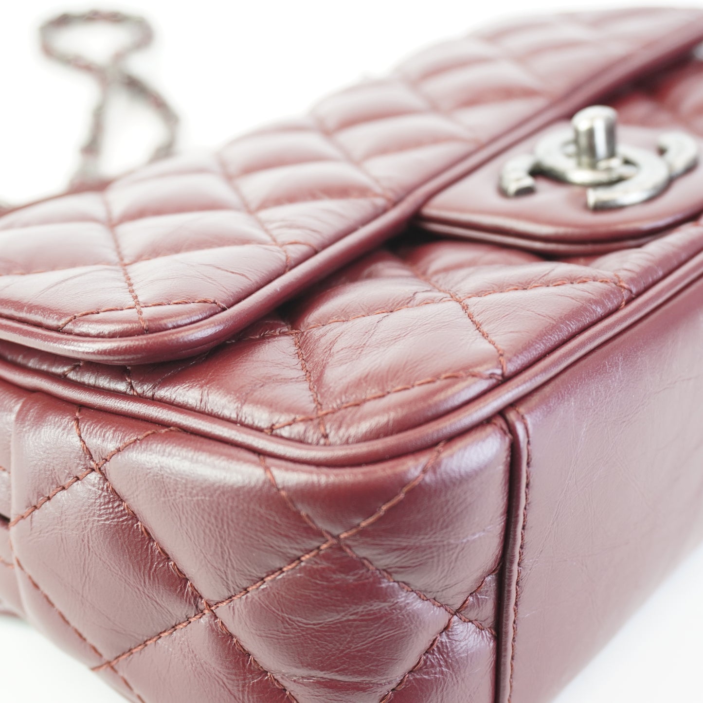 Chanel	Classic Flap Burgundy Small MHW