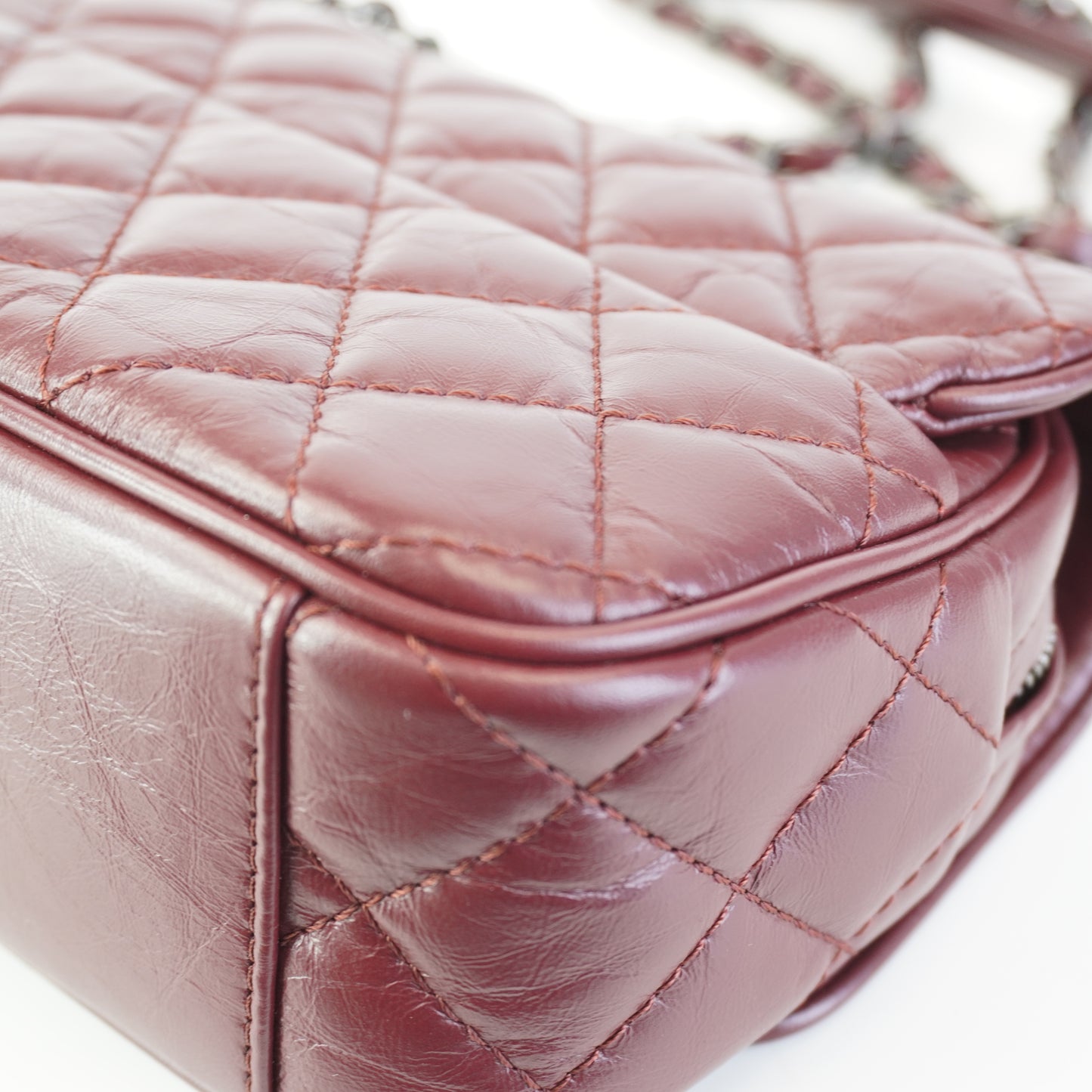 Chanel	Classic Flap Burgundy Small MHW