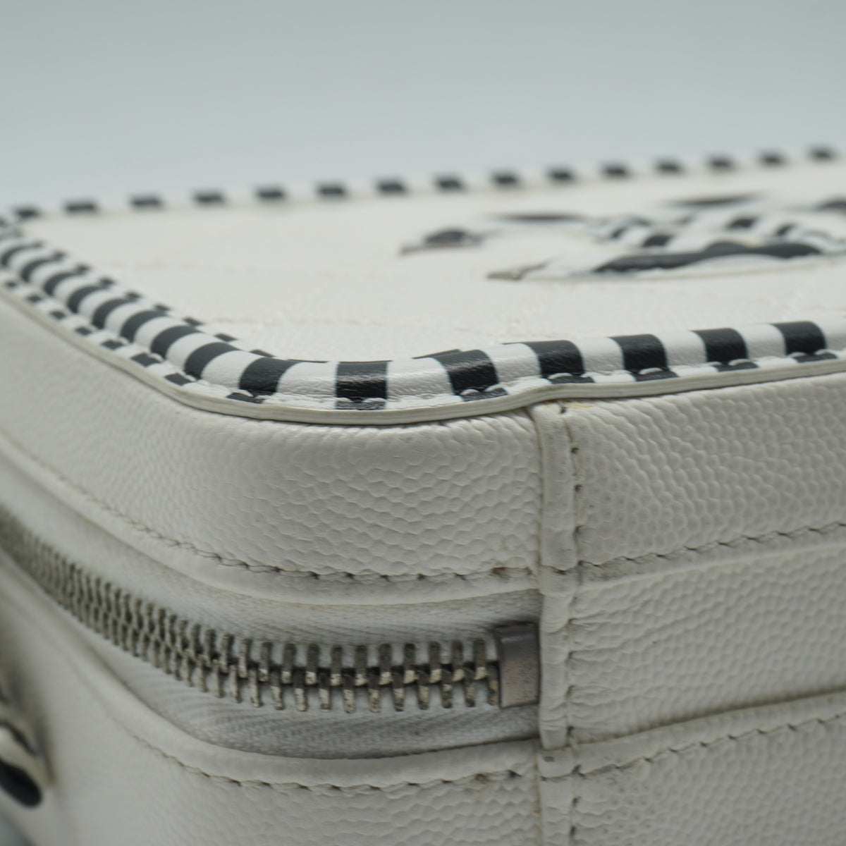 Chanel Vanity Case Small White SHW