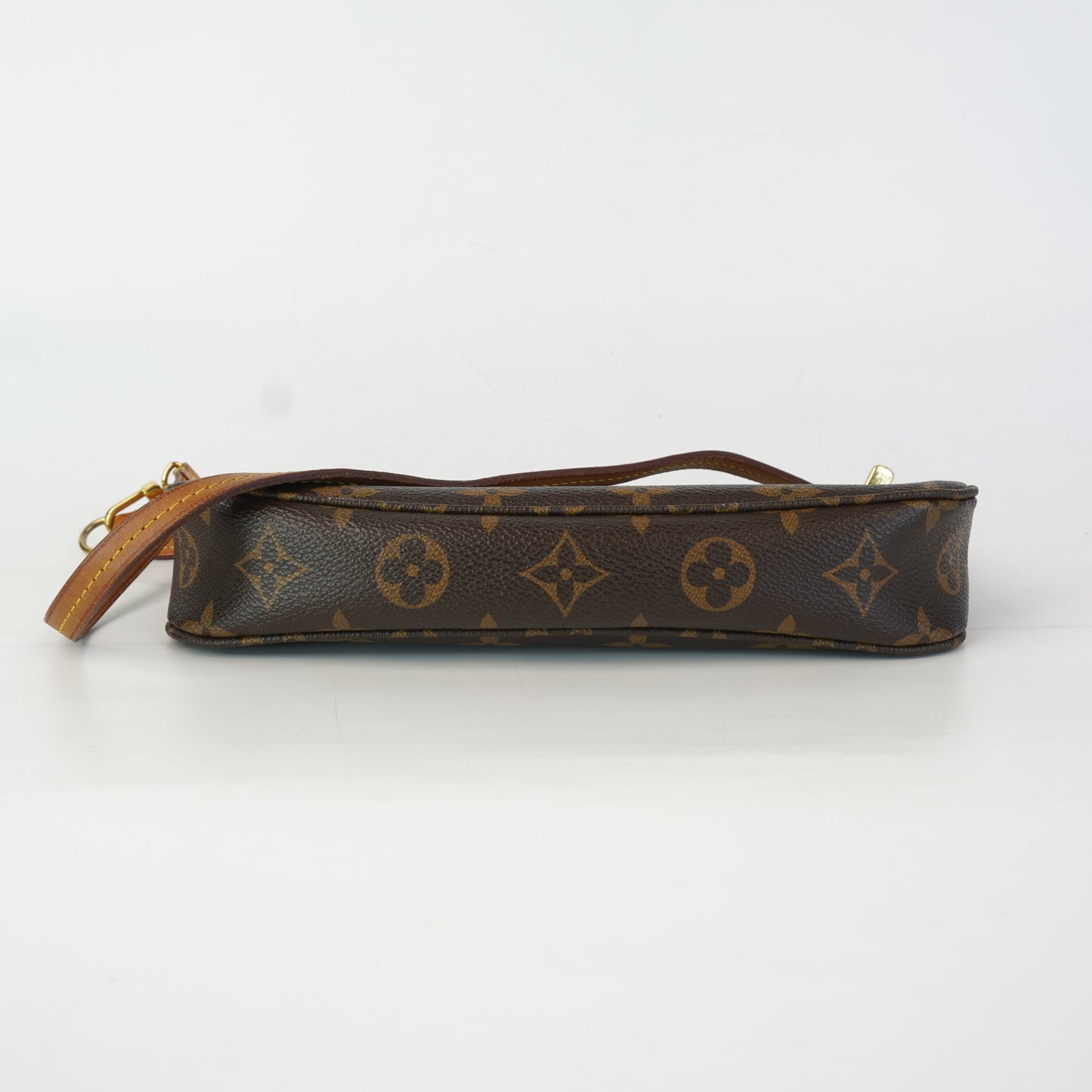 Louis Vuitton	Pochette Mono