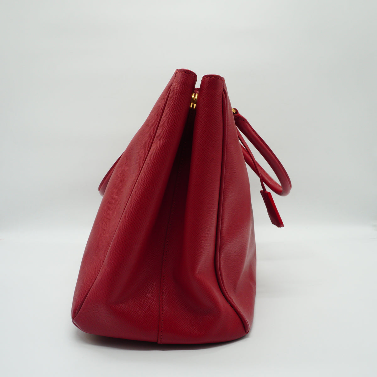 Prada	Galleria Tote Bag Red Large GHW