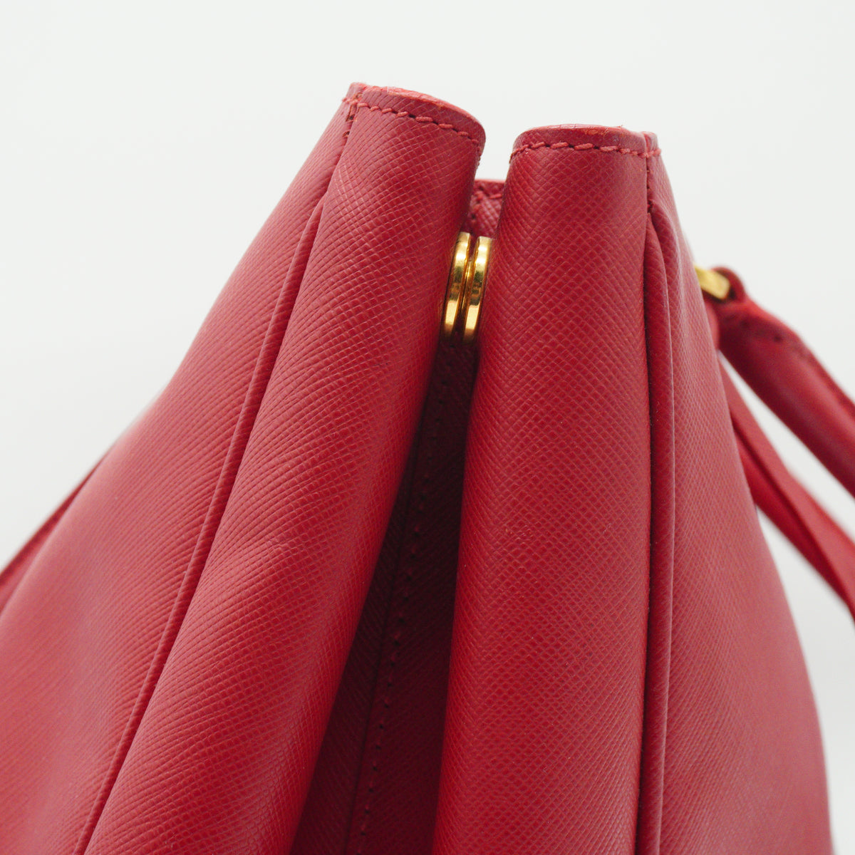Prada	Galleria Tote Bag Red Large GHW