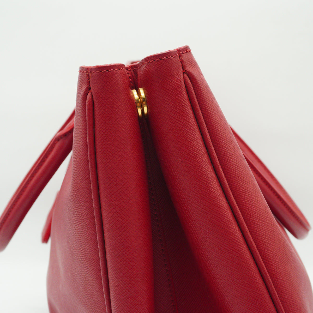 Prada	Galleria Tote Bag Red Large GHW