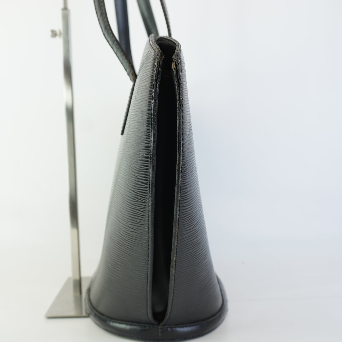 Louis Vuitton	Jacques Black Epi