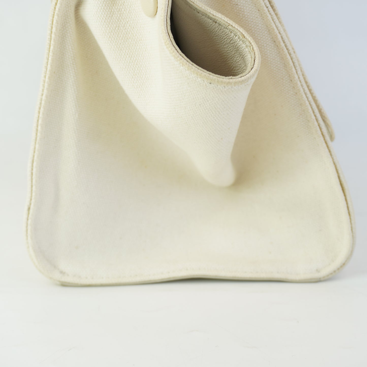 Celine Trapeize White