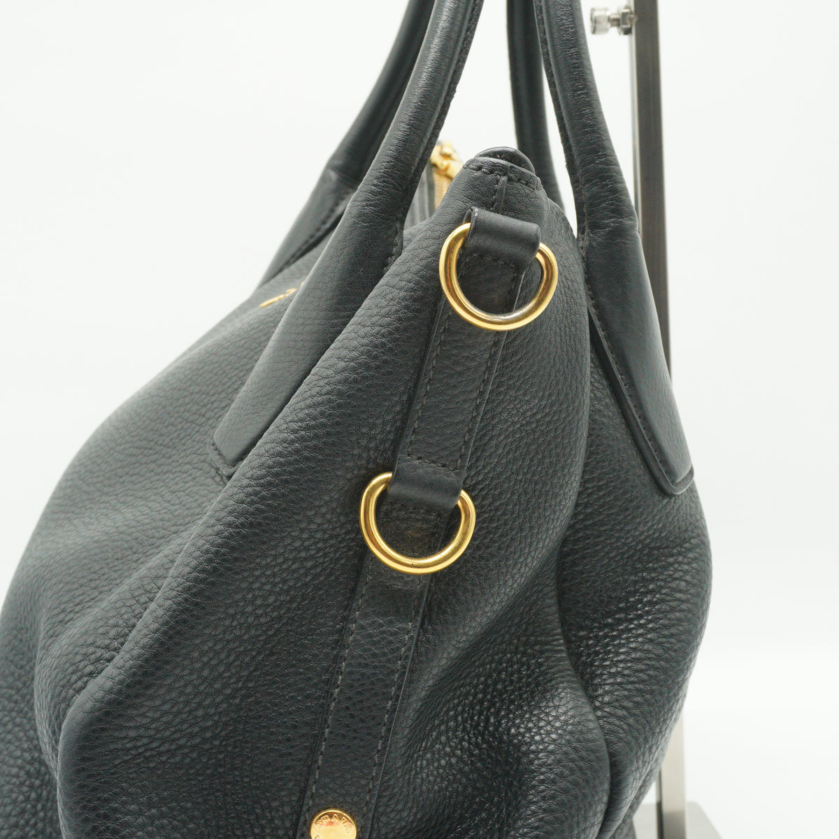 Prada	Vitello Daino Sacca 2 Manici Hobo Bag Black Large GHW