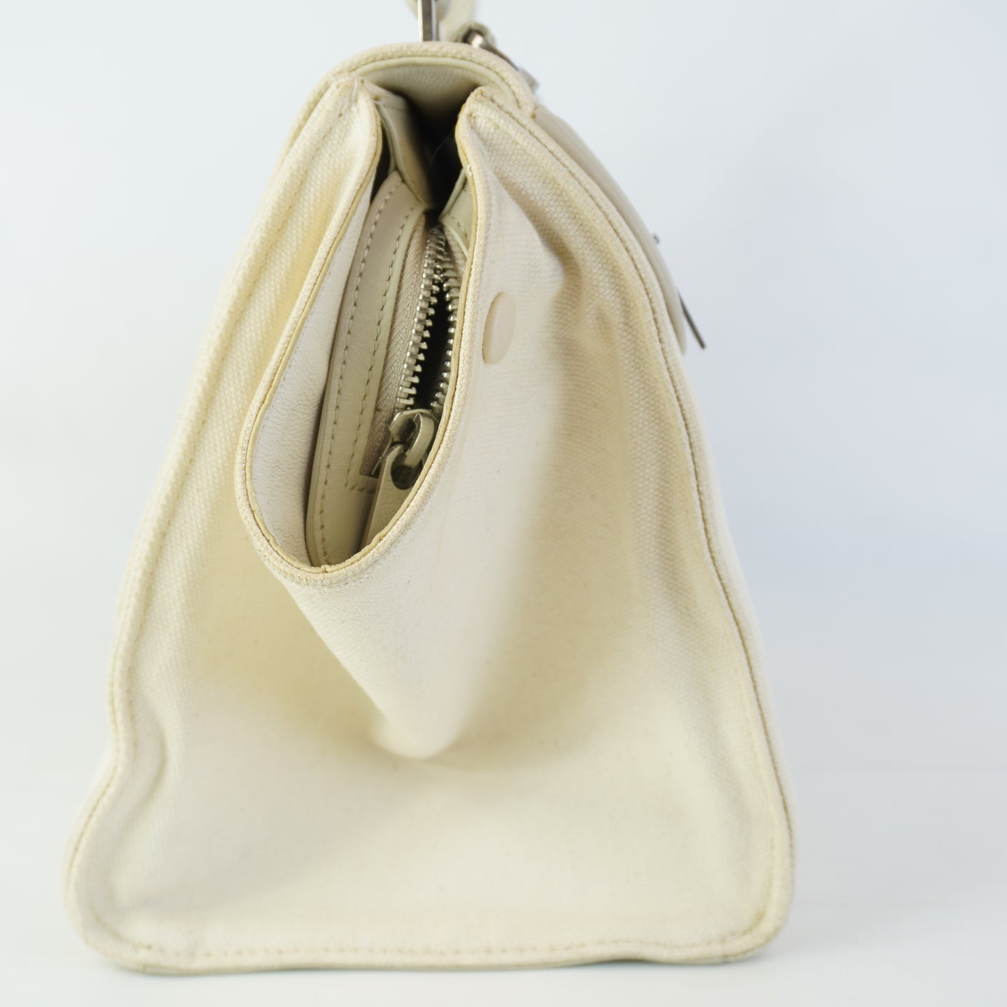 Celine Trapeize White