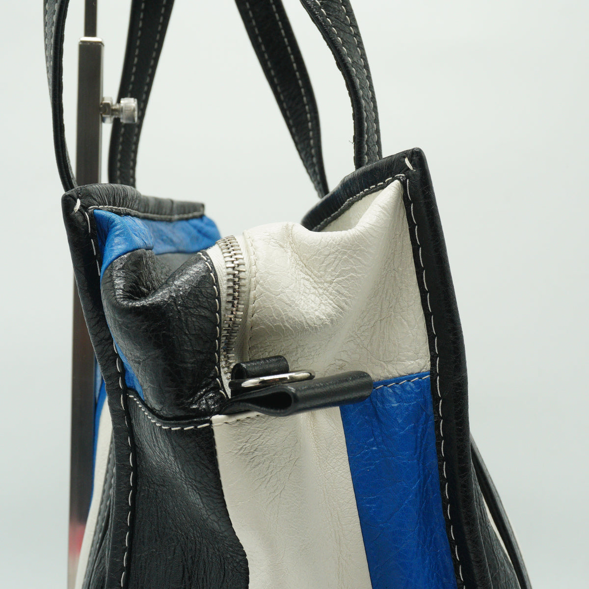 Balenciaga	Bazar Shopper Tote Bag Blue/whit/black Medium SHW
