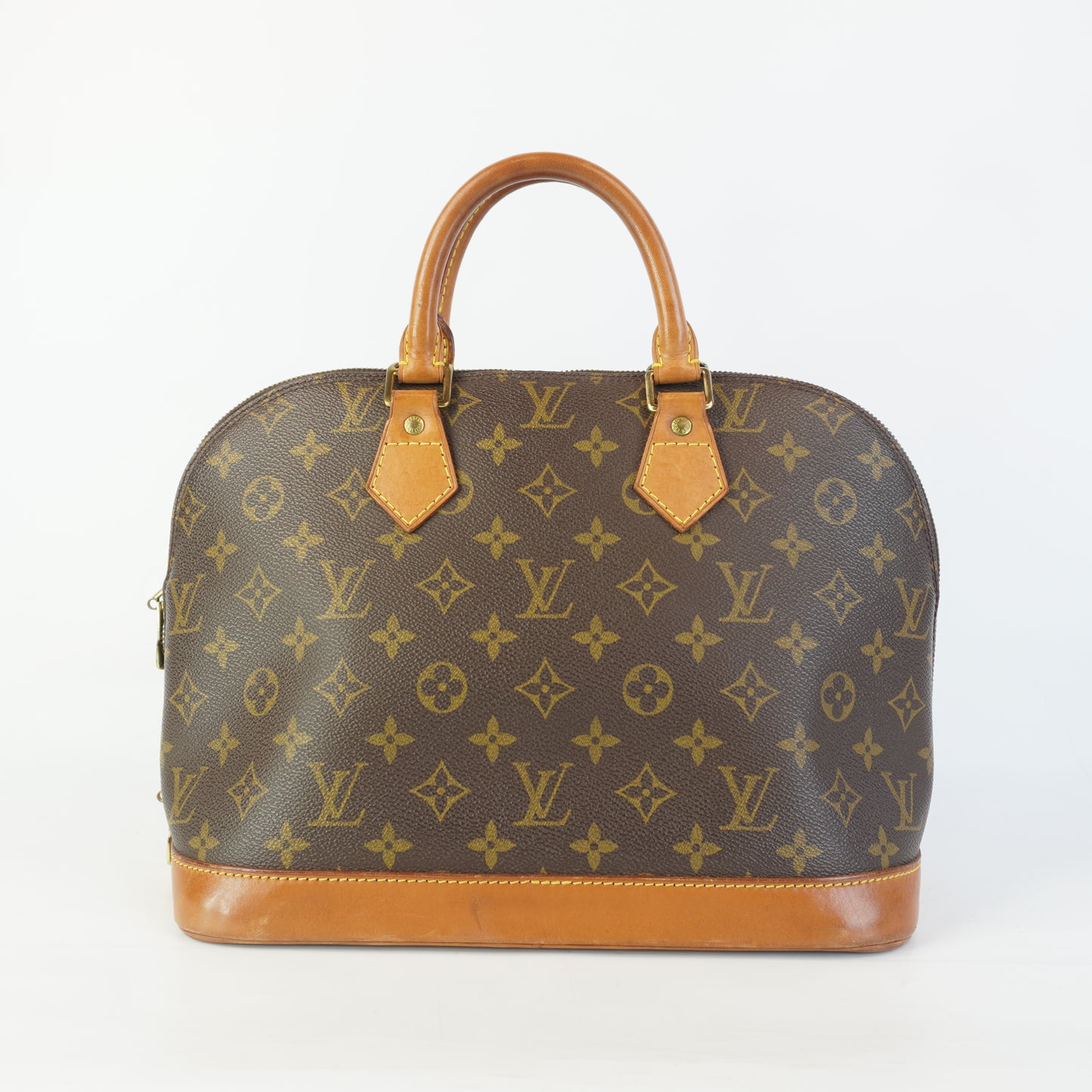 Louis Vuitton	Alma PM Mono canvas GHW Medium