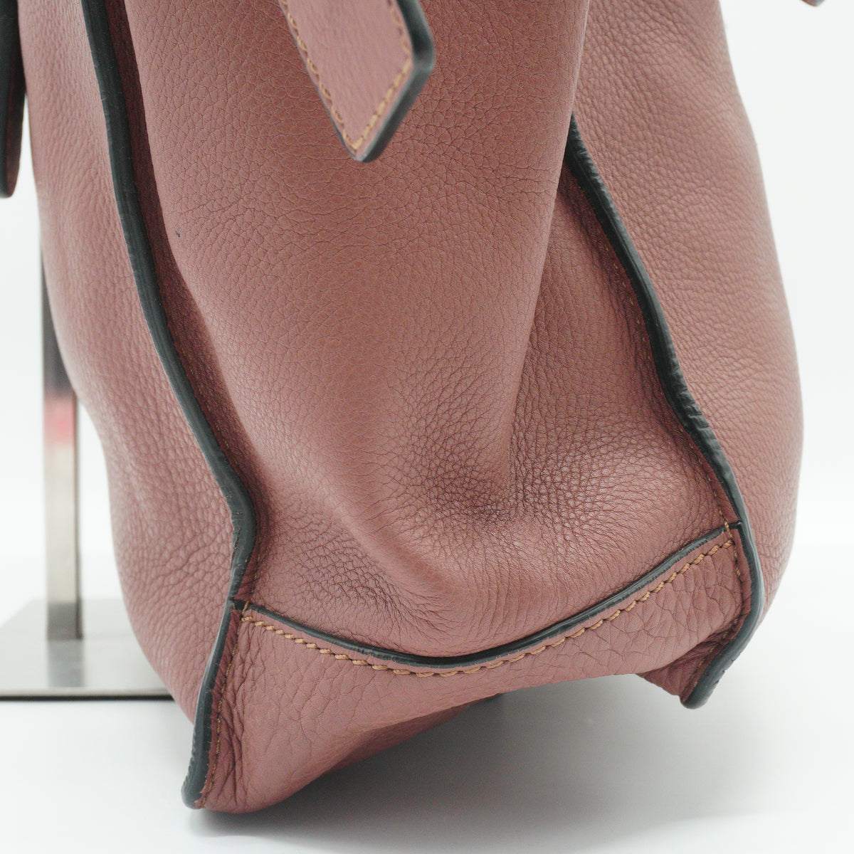 Valentino	Garavani Tote Leather Handbag Taupe Pink Medium GHW