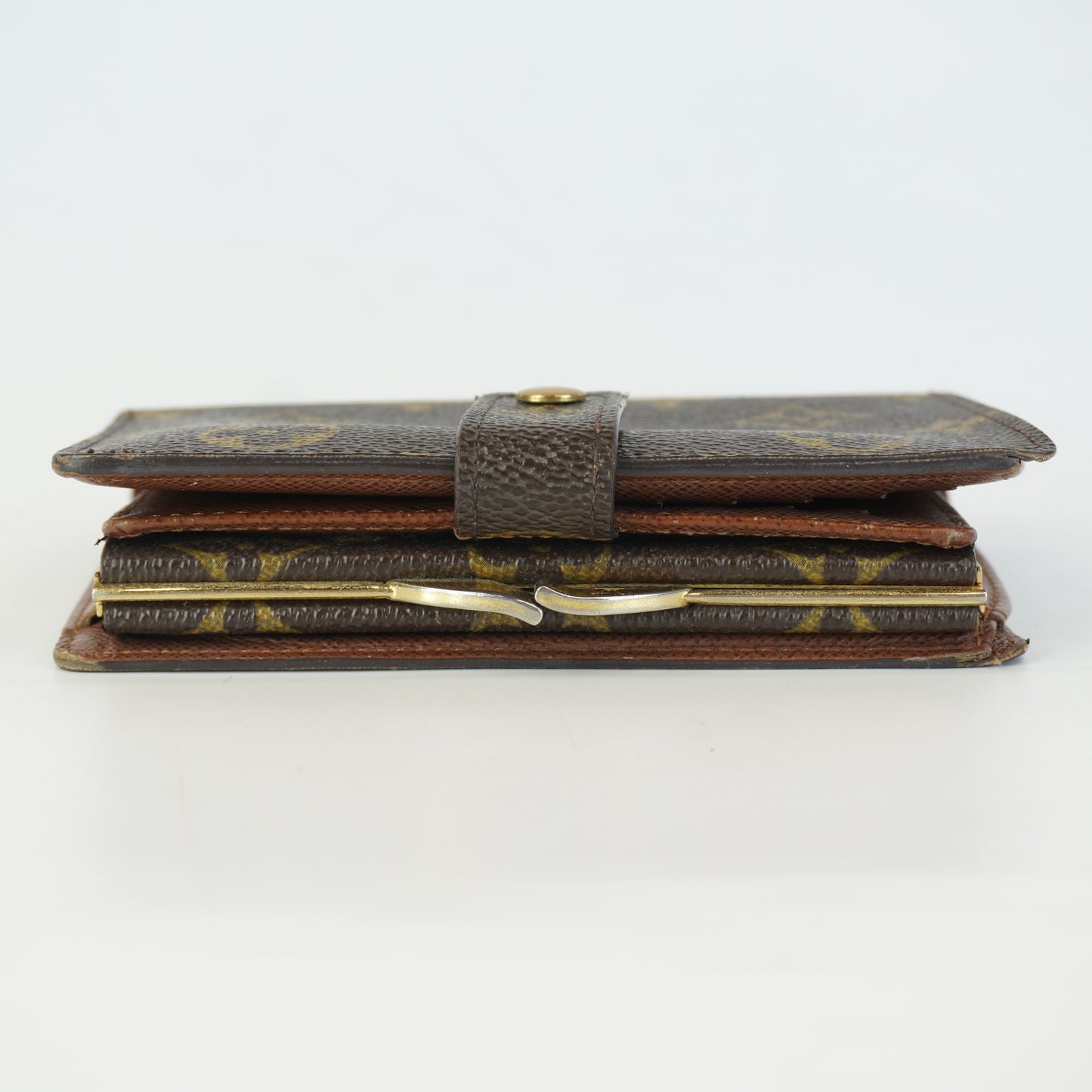 Louis Vuitton	Classic Snap Wallet Mono