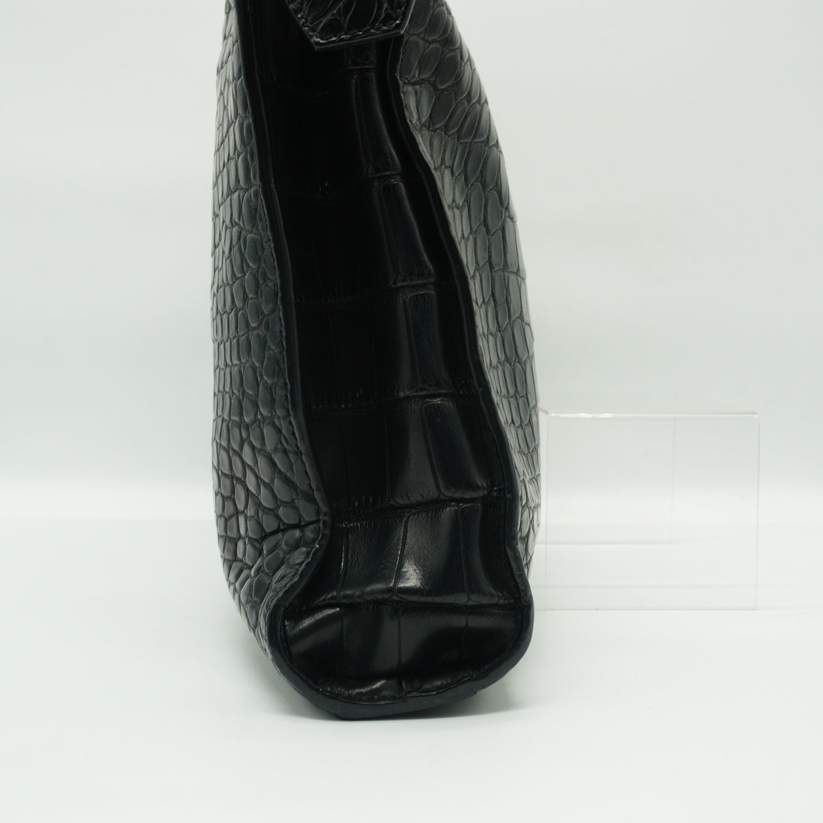 Fendi	Vintage black crocodile shoulder bag Large SHW
