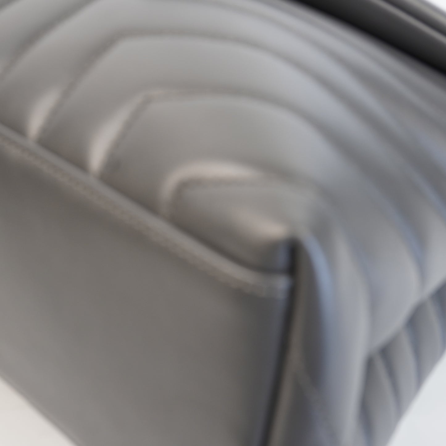 YSL	Loulou Quilted Pdded Grey