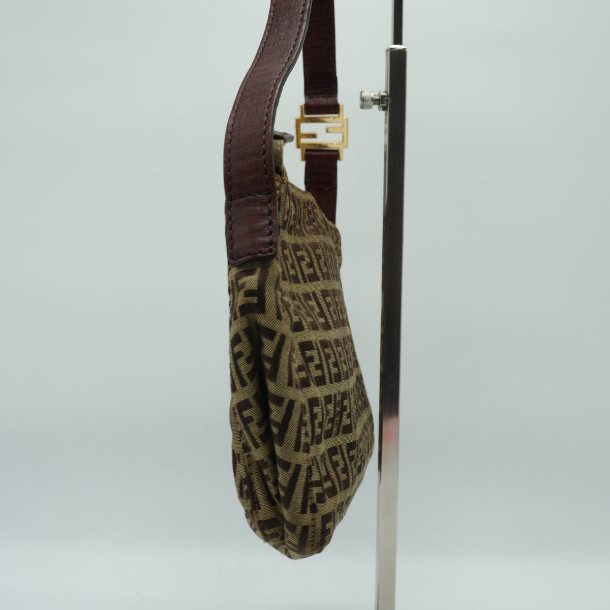 Fendi	Zucchino Pochette Medium GHW