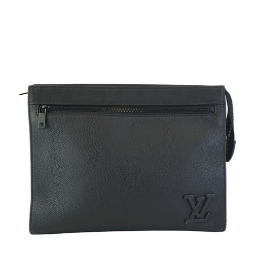 Louis Vuitton	Messenger Bag