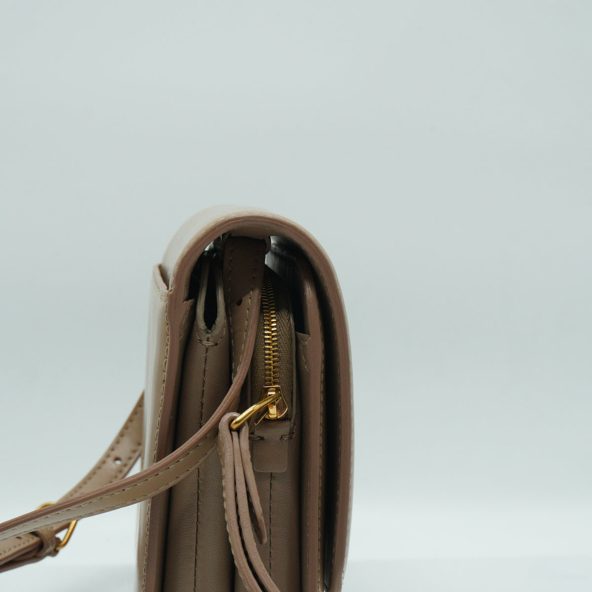 Balenciaga	B Small Crossbody Bag Tan GHW