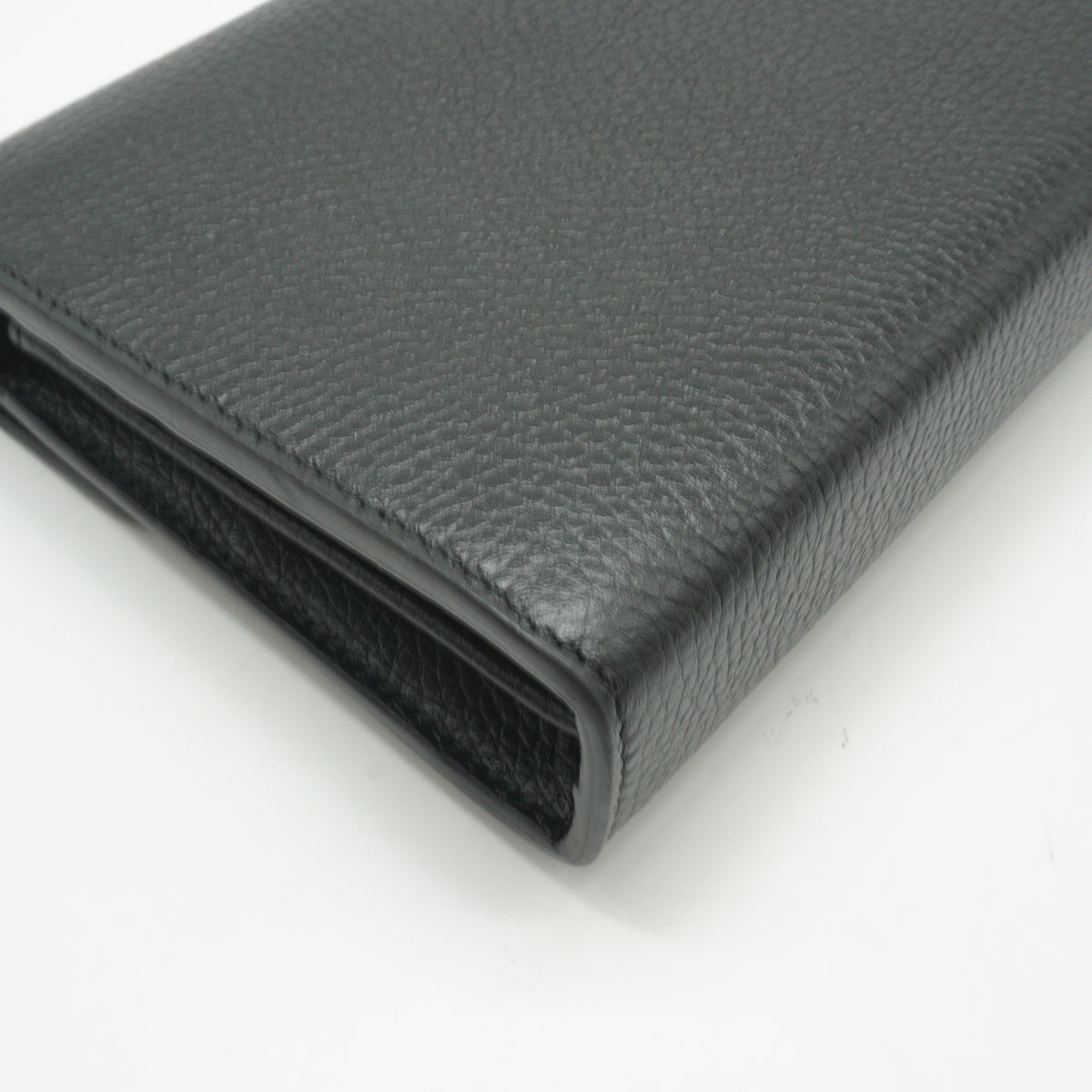 Gucci GG Marmont Textured Leather Wallet On Chanin Black GHW