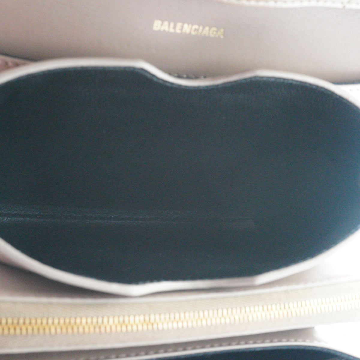 Gucci	Ophidia Flora Small GG Supreme Dome Shoulder  Bag Small