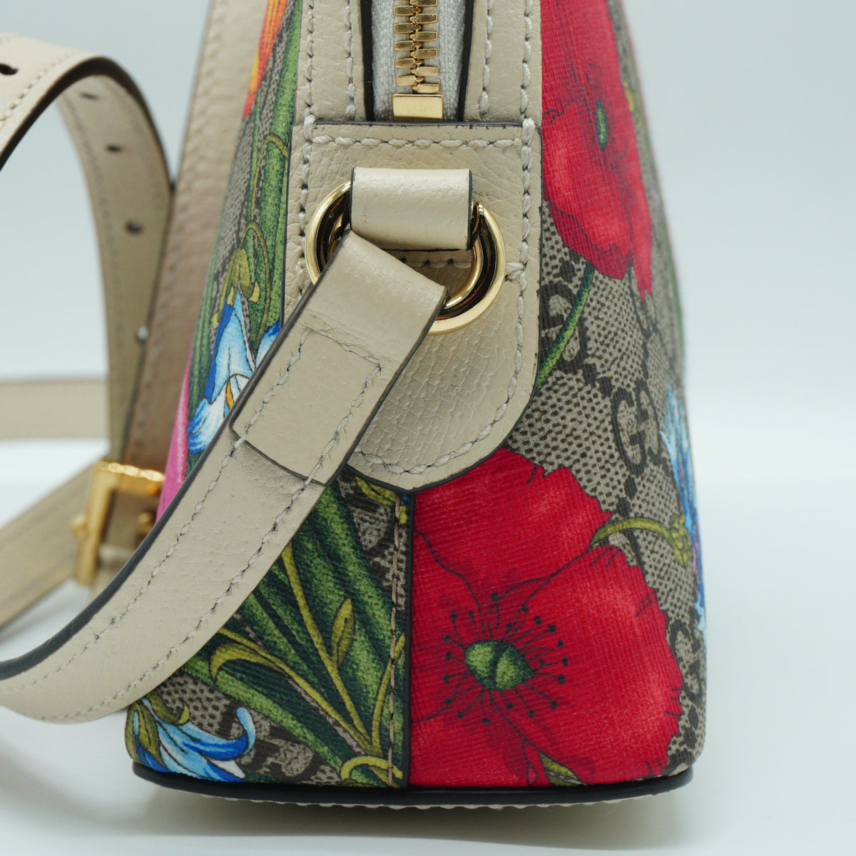 Gucci	Ophidia Flora Small GG Supreme Dome Shoulder  Bag Small