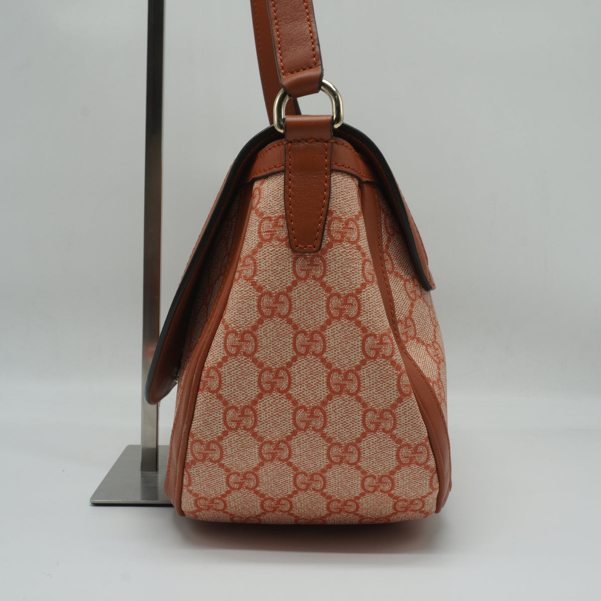 Gucci GG Supreme Stirrup Crossbody Bag Large SHW