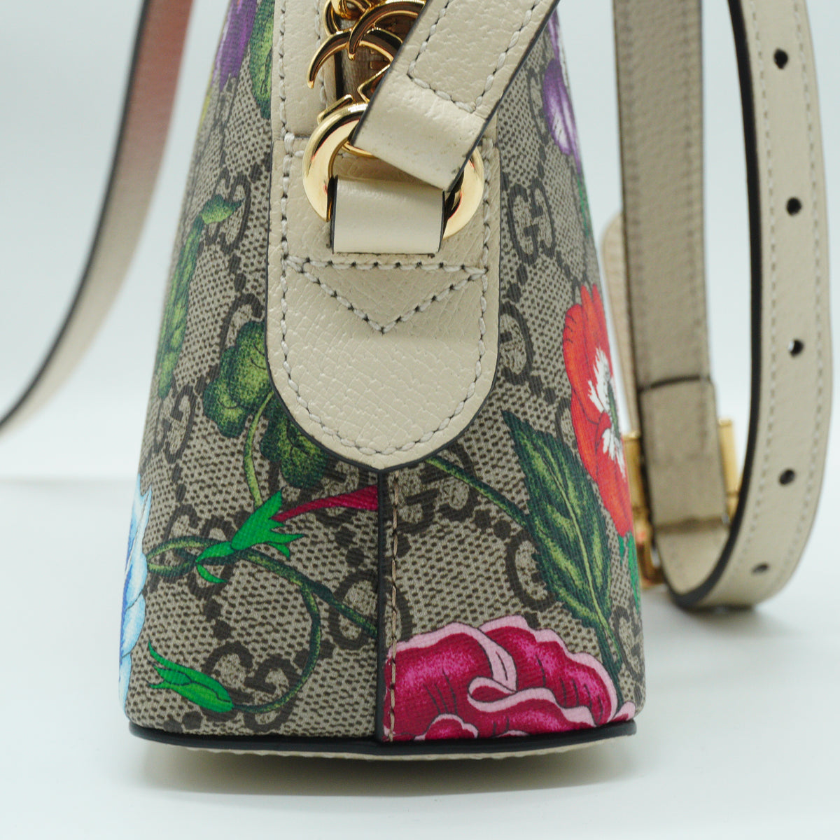 Gucci	Ophidia Flora Small GG Supreme Dome Shoulder  Bag Small