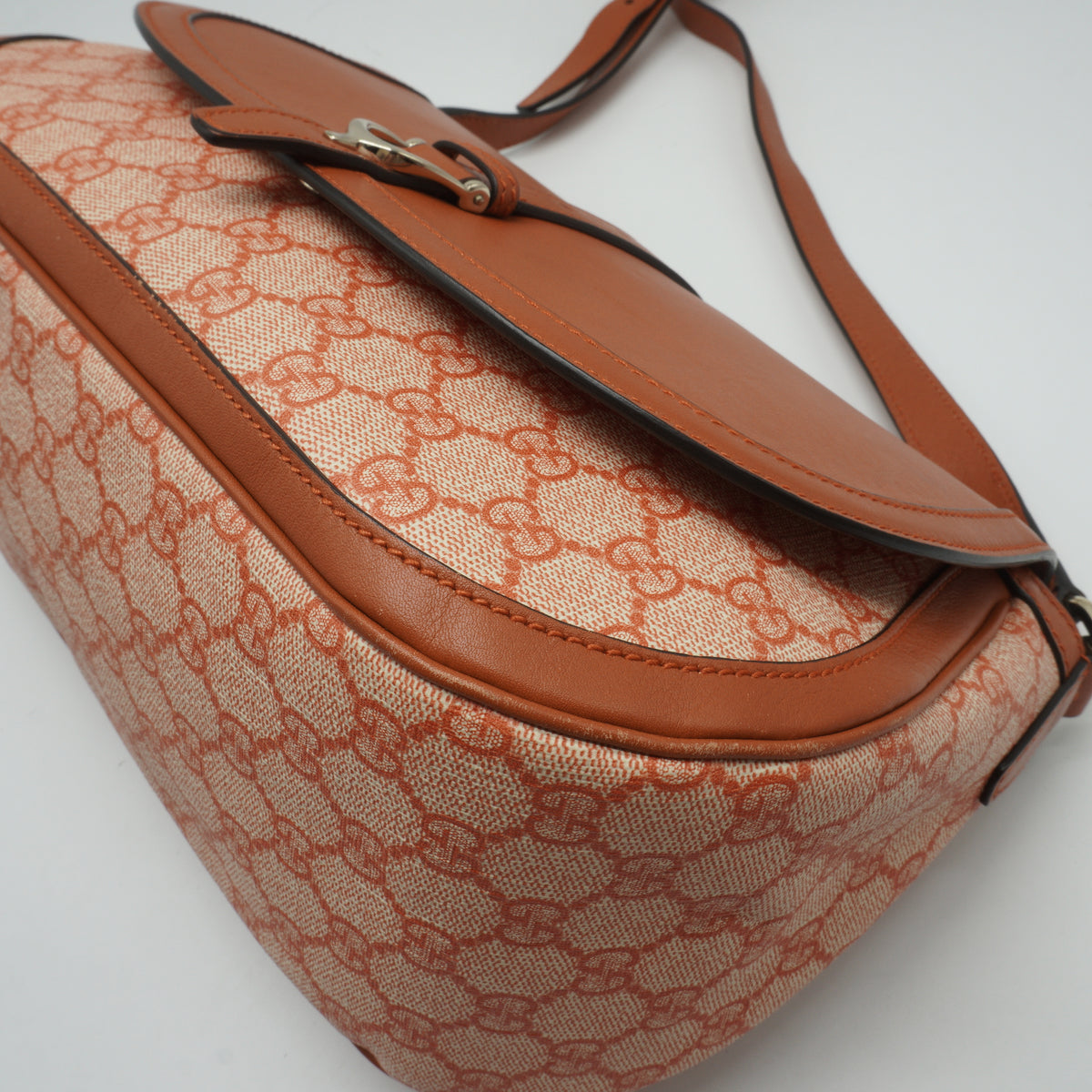 Gucci GG Supreme Stirrup Crossbody Bag Large SHW
