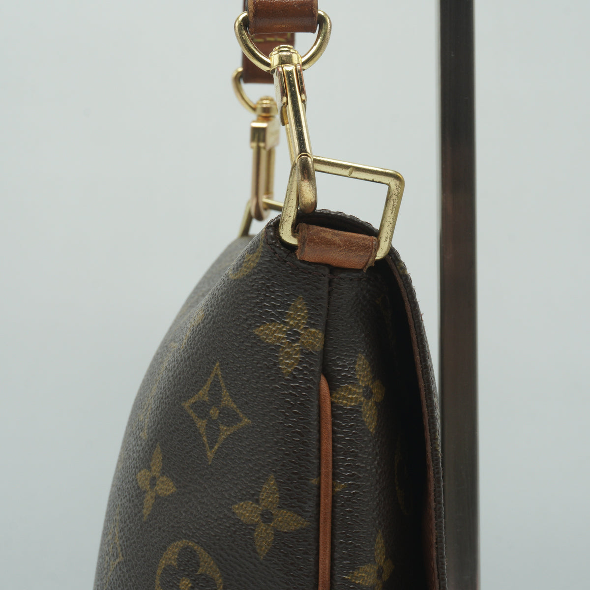 Louis Vuitton	Mosette Salsa PM Monogram PM GHW