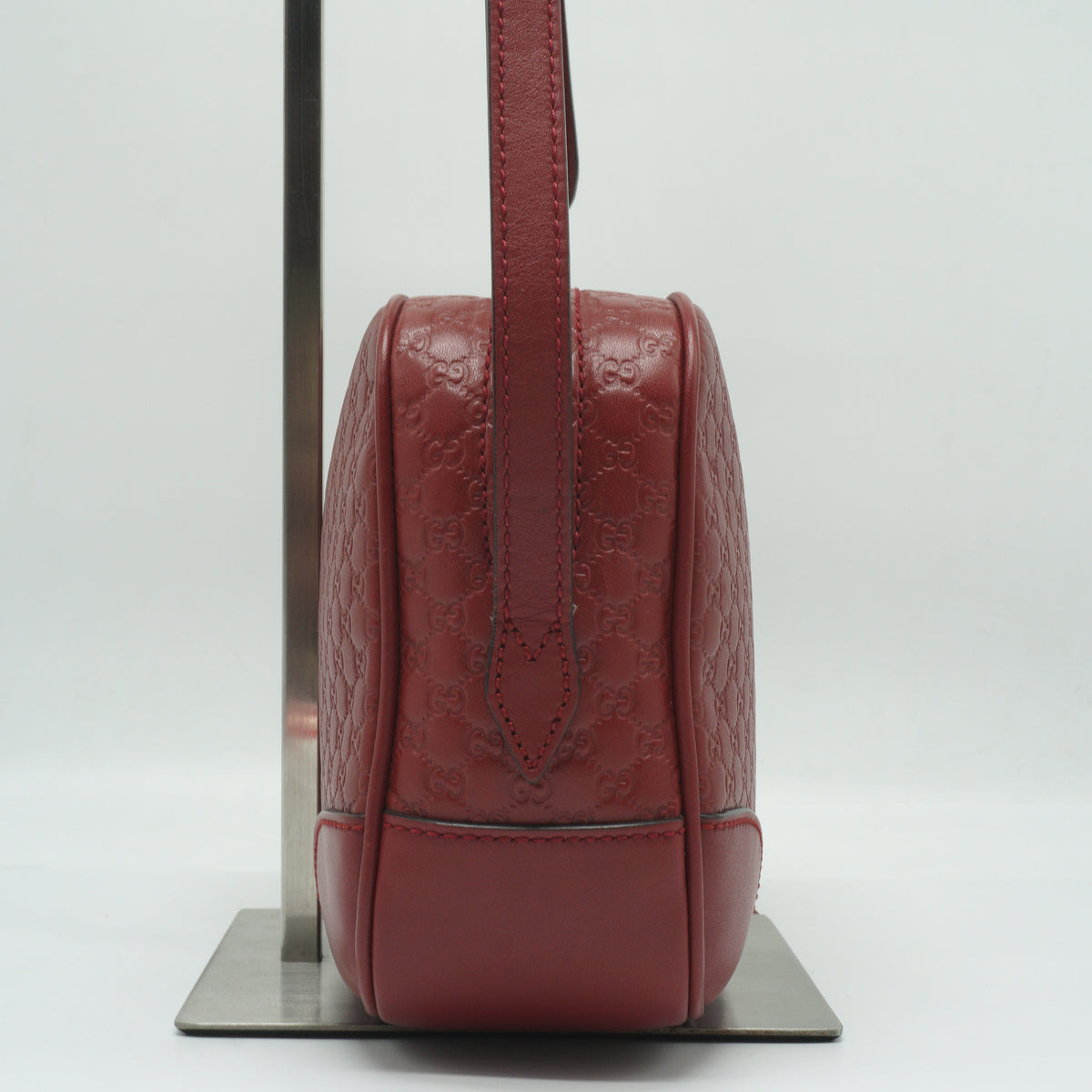 Gucci	Microuccissima Leather Mini Bree Red Crossbody Bag BHW