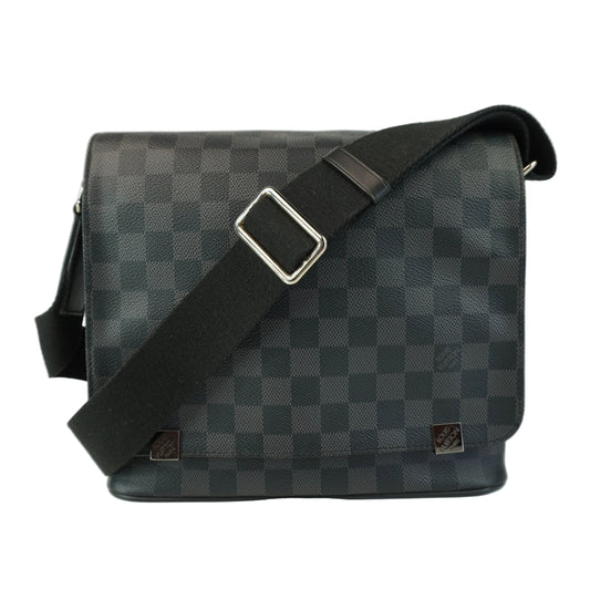 Louis Vuitton	District PM Messenger Bag