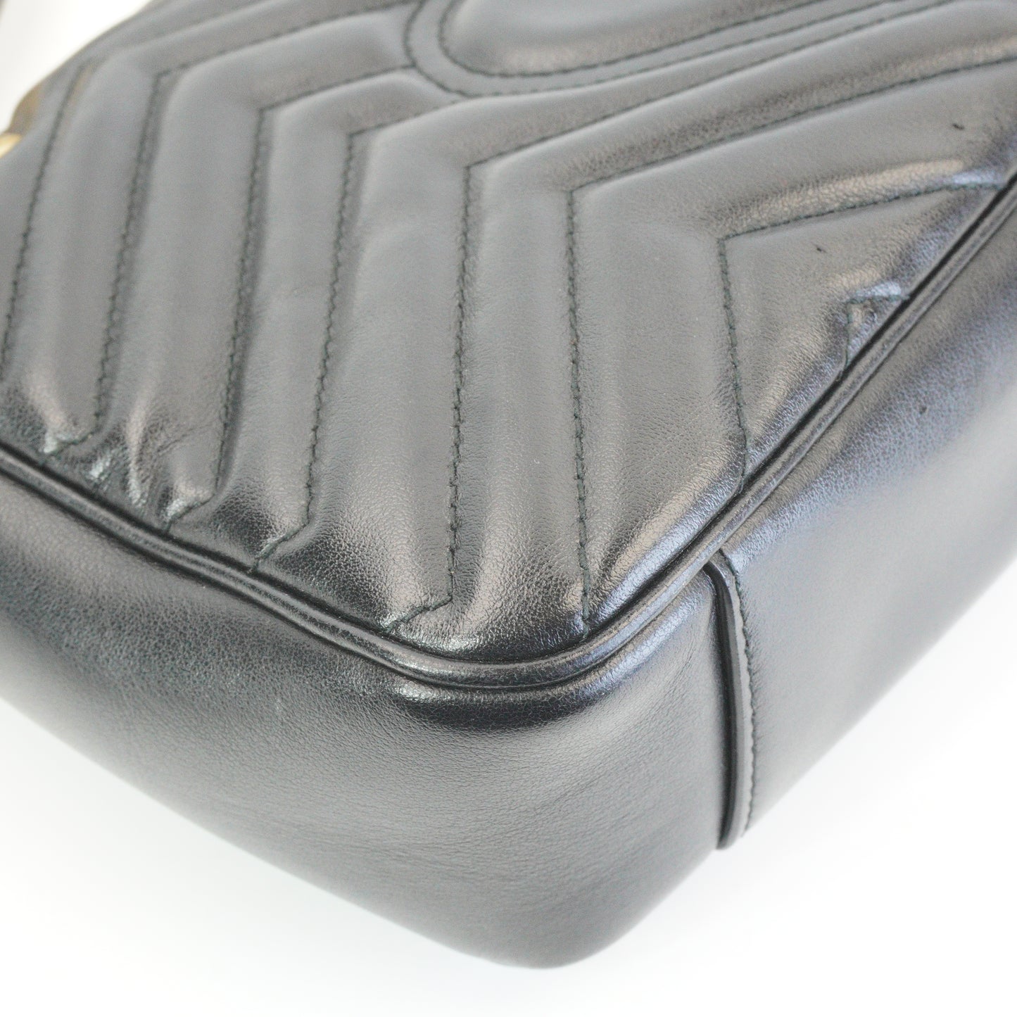 Gucci Marmont Matlasse Shoulder Bag Black GHW Medium