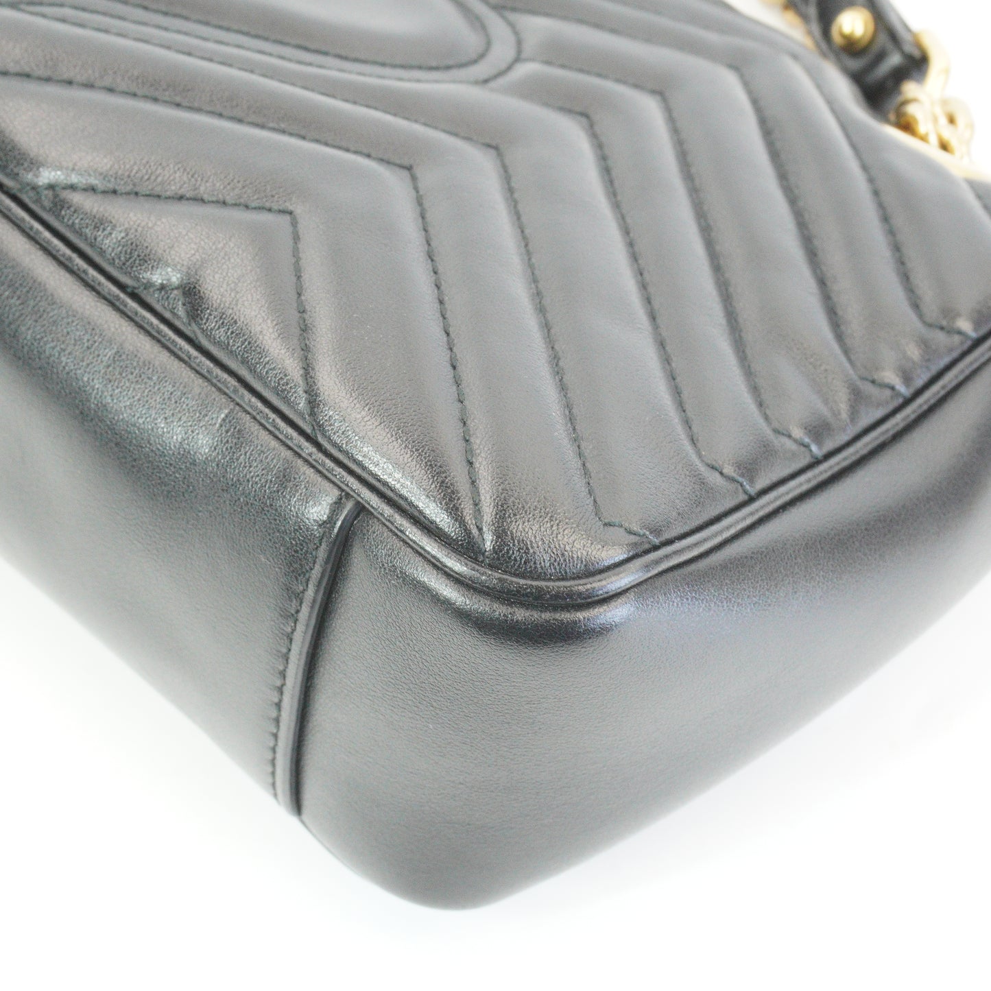 Gucci Marmont Matlasse Shoulder Bag Black GHW Medium