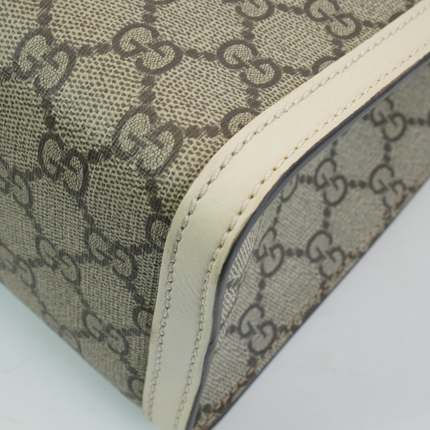 Gucci Padlock GG Supreme in Beige and Ebony Canvas with White GHW Medium