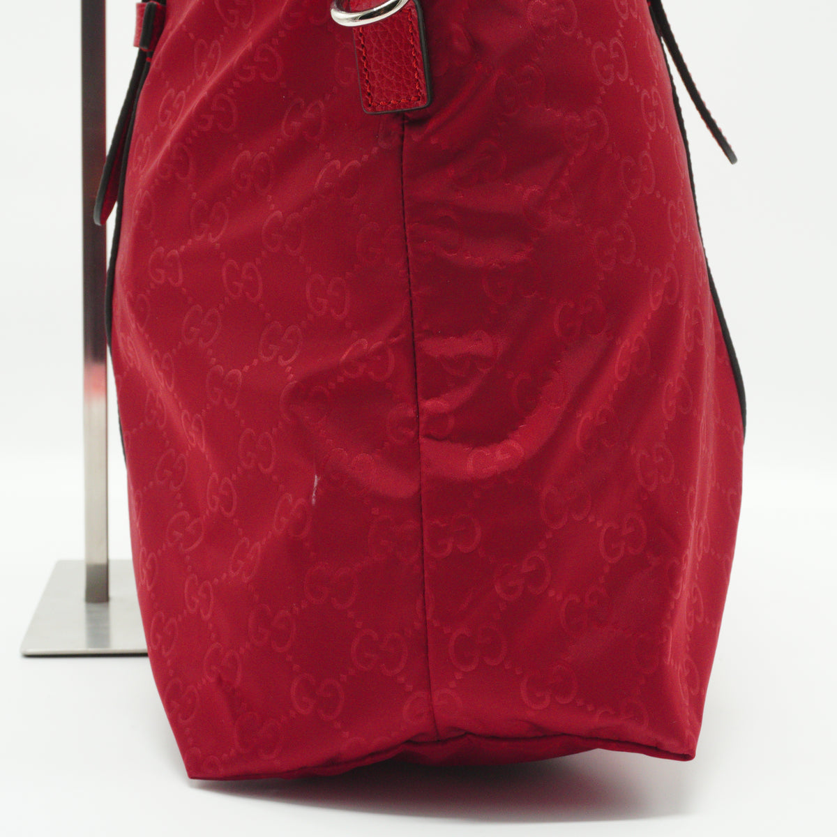 Gucci	GG Nylon 2-Way Satchel Large Red Tote SHW