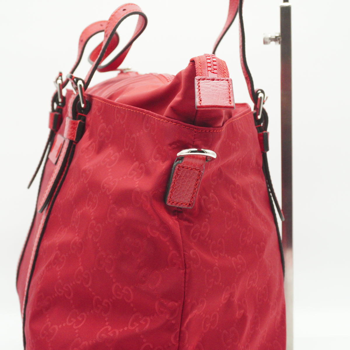 Gucci	GG Nylon 2-Way Satchel Large Red Tote SHW