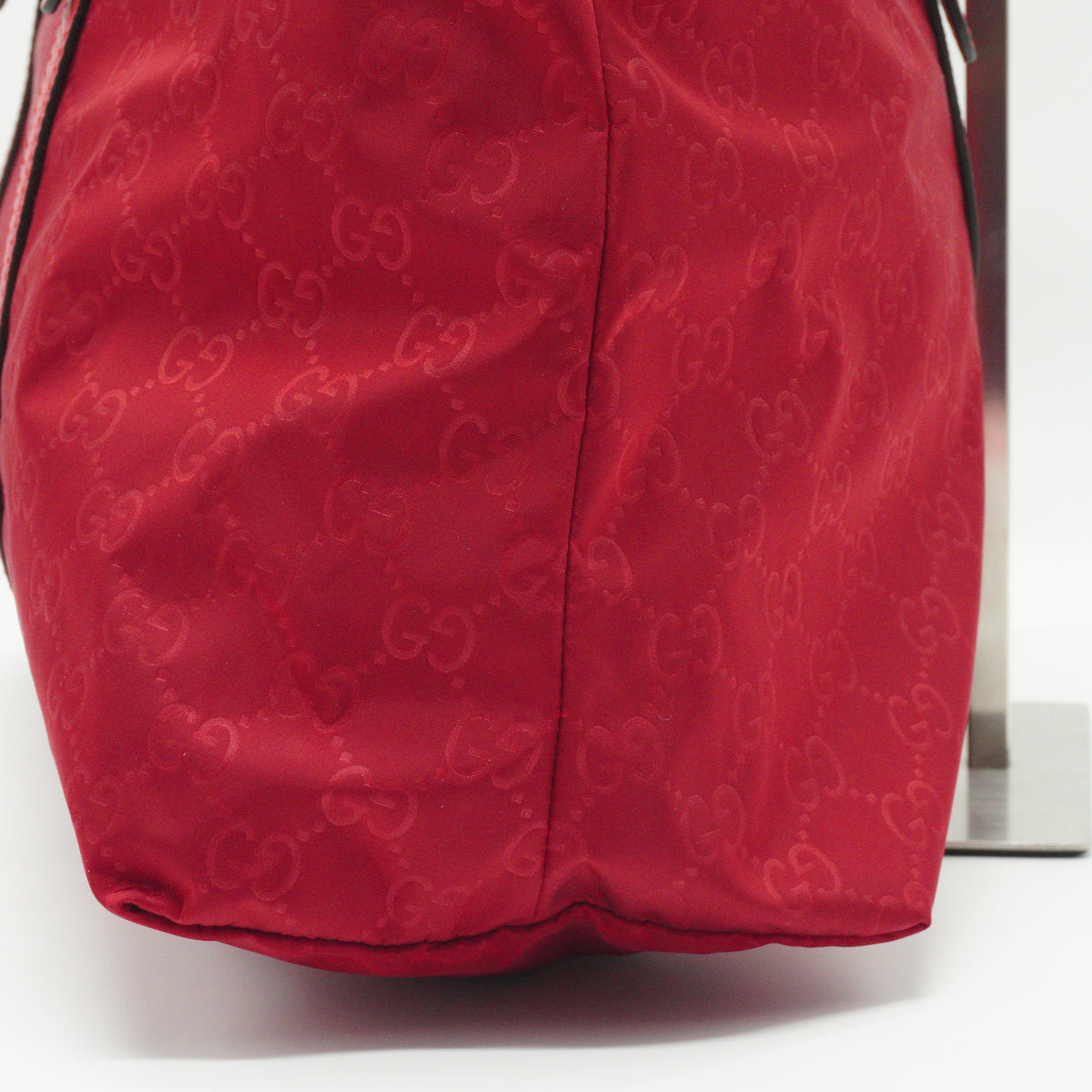 Gucci	GG Nylon 2-Way Satchel Large Red Tote SHW