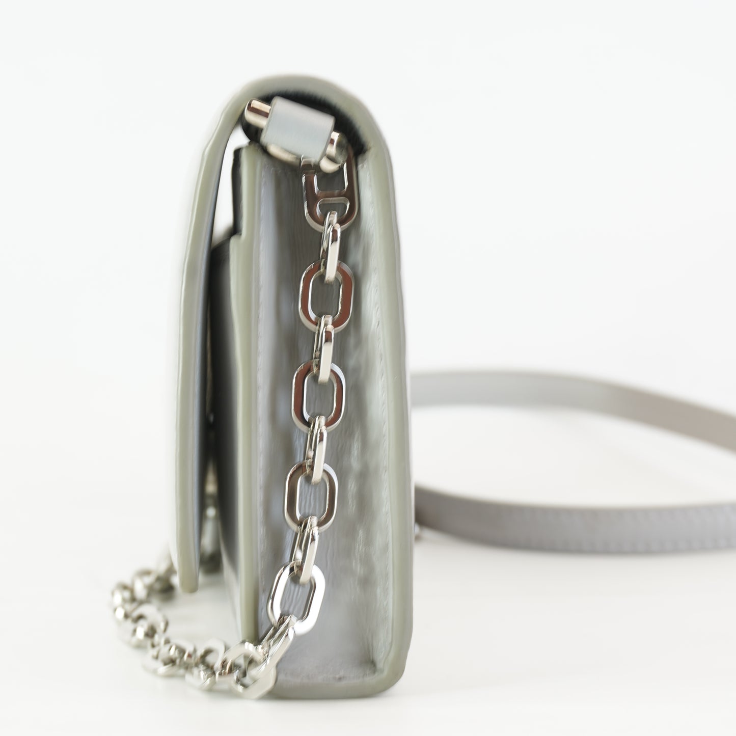 Givenchy Wallet-on-chain pale grey polished leather