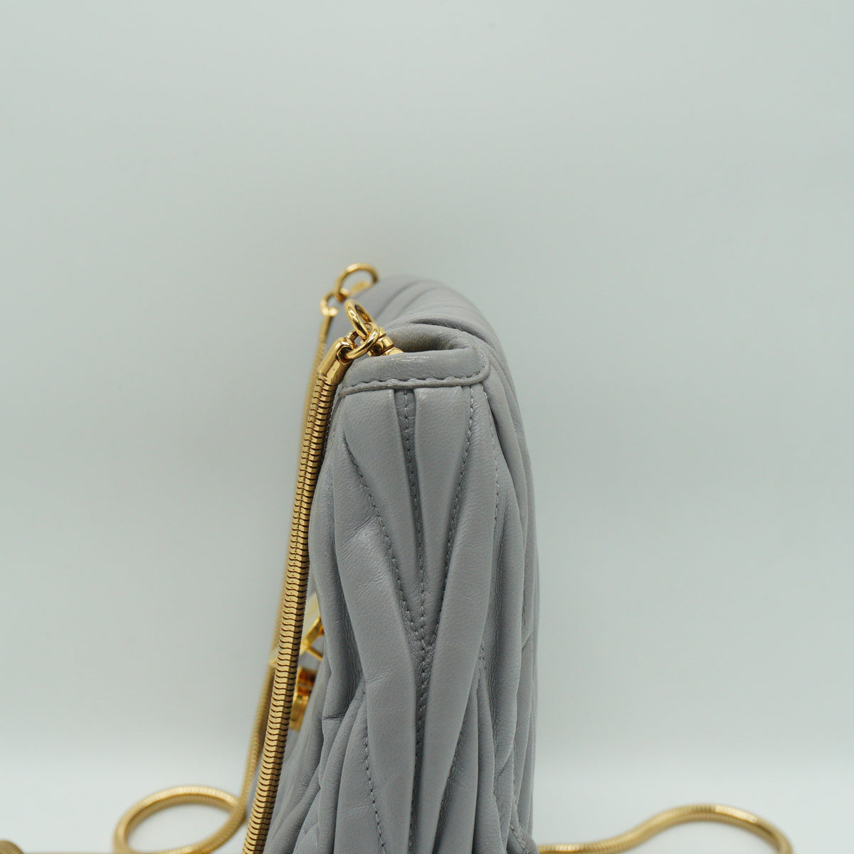 Miu Miu	Matelassé Small Leather Shoulder Bag Nube GHW