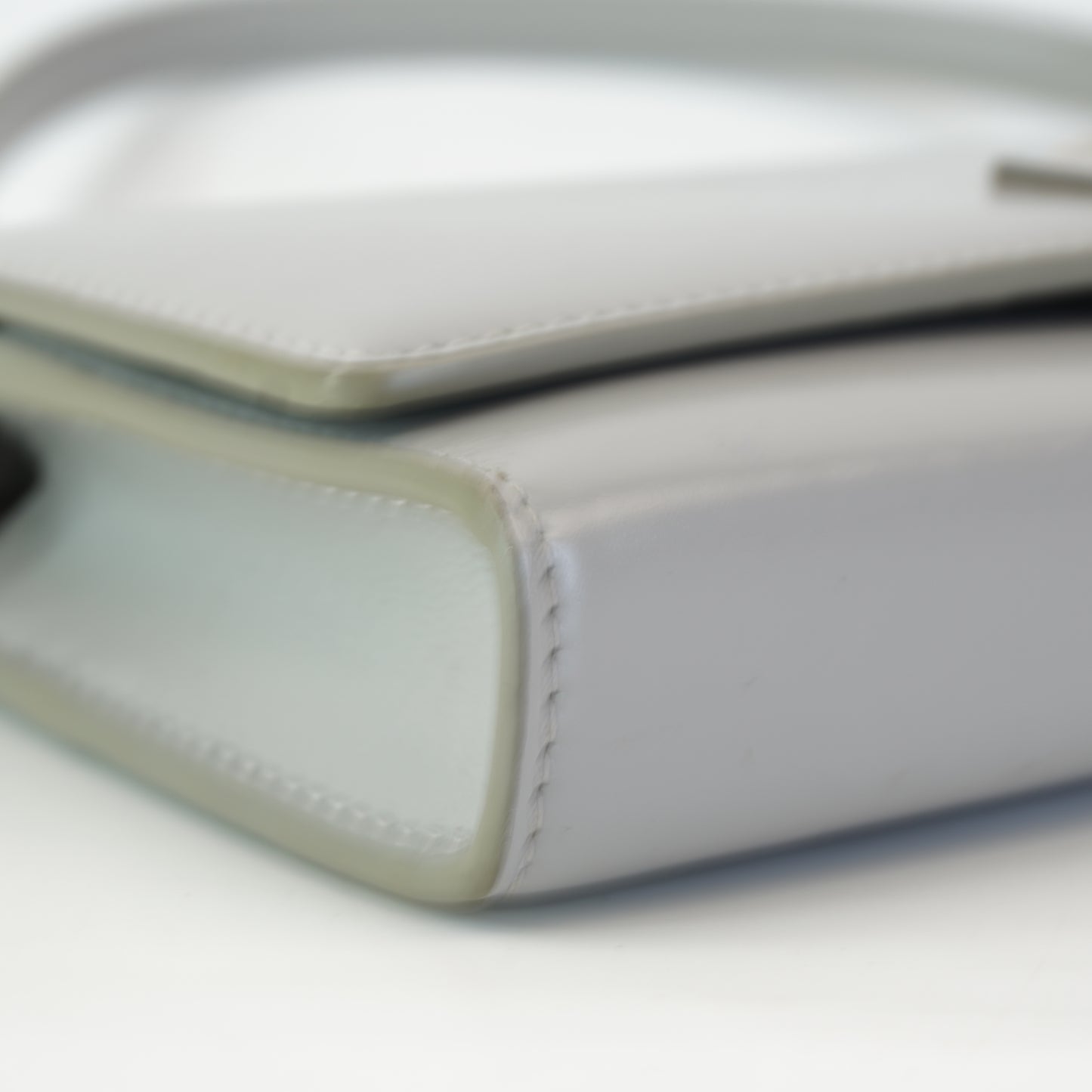 Givenchy Wallet-on-chain pale grey polished leather