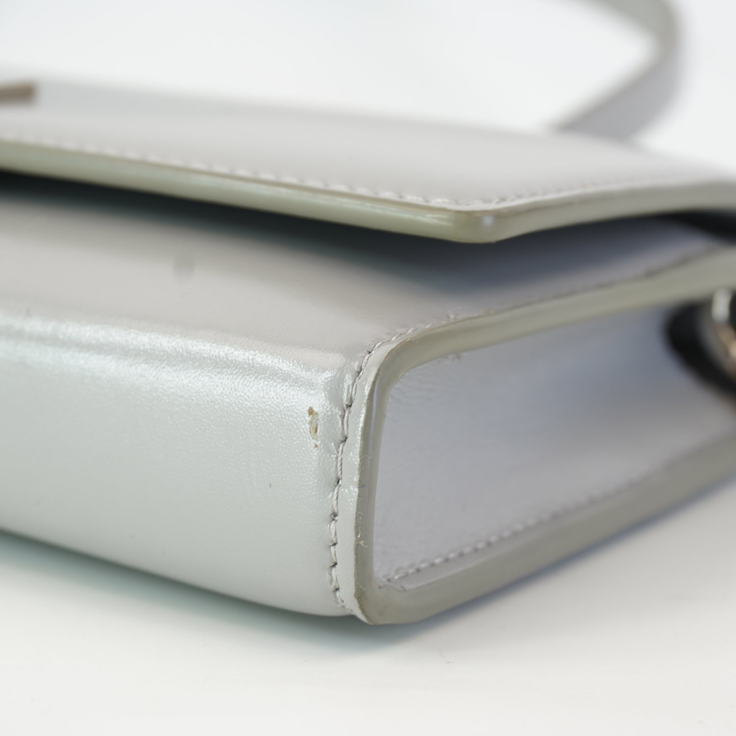 Givenchy Wallet-on-chain pale grey polished leather